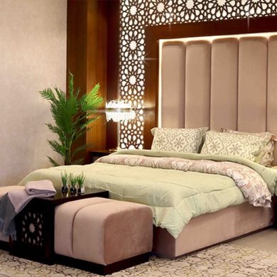 Arabesque bed